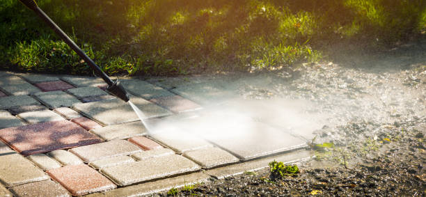 Best Pool Deck Cleaning  in Helena Valley Northeast, MT